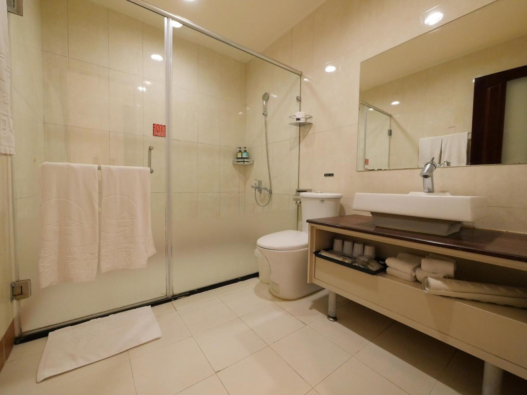 East Town 26 Hotel Hualien City Ngoại thất bức ảnh