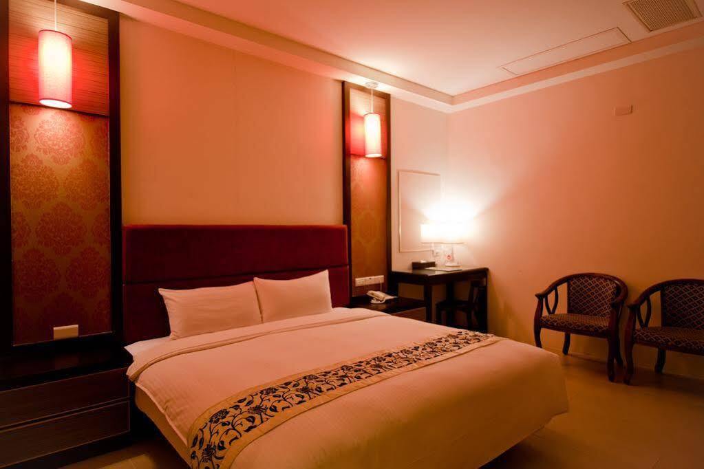 East Town 26 Hotel Hualien City Ngoại thất bức ảnh